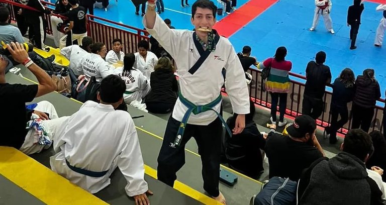 GazetaWeb - Xadrez: jovem alagoana cria rifa para participar do Campeonato  Mundial da modalidade